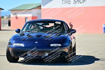 media/Feb-23-2025-Speed Ventures (Sun) [[25fd992014]]/Green Group/Session 3 (Grid and Start-Finish)/